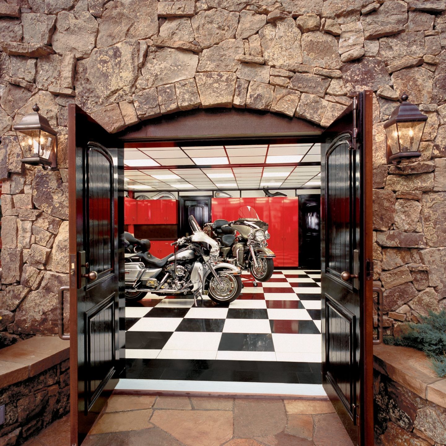 Rustic Mountain Shop - Luxe Interiors + Design