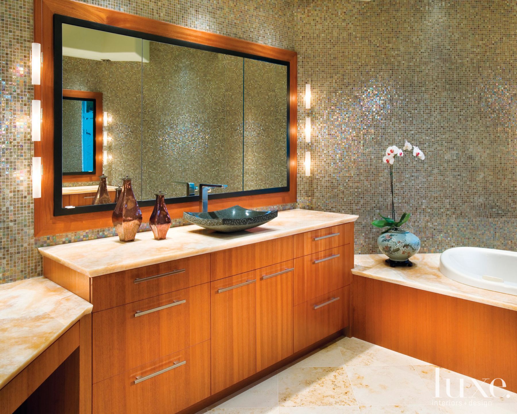 ZenLike Bathroom Luxe Interiors + Design