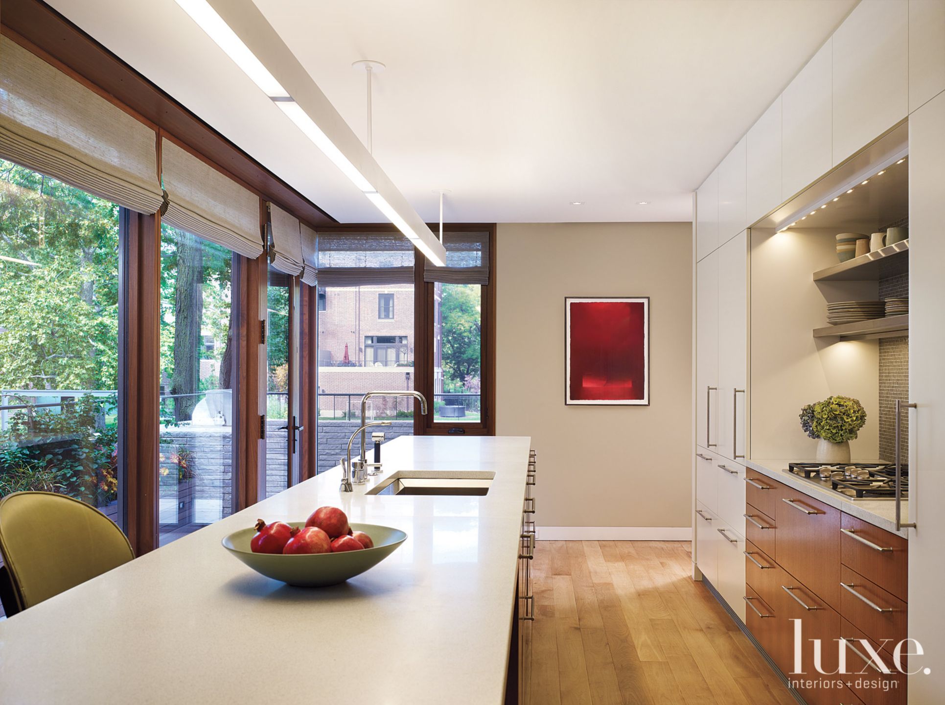 Modern Cream Kitchen - Luxe Interiors + Design
