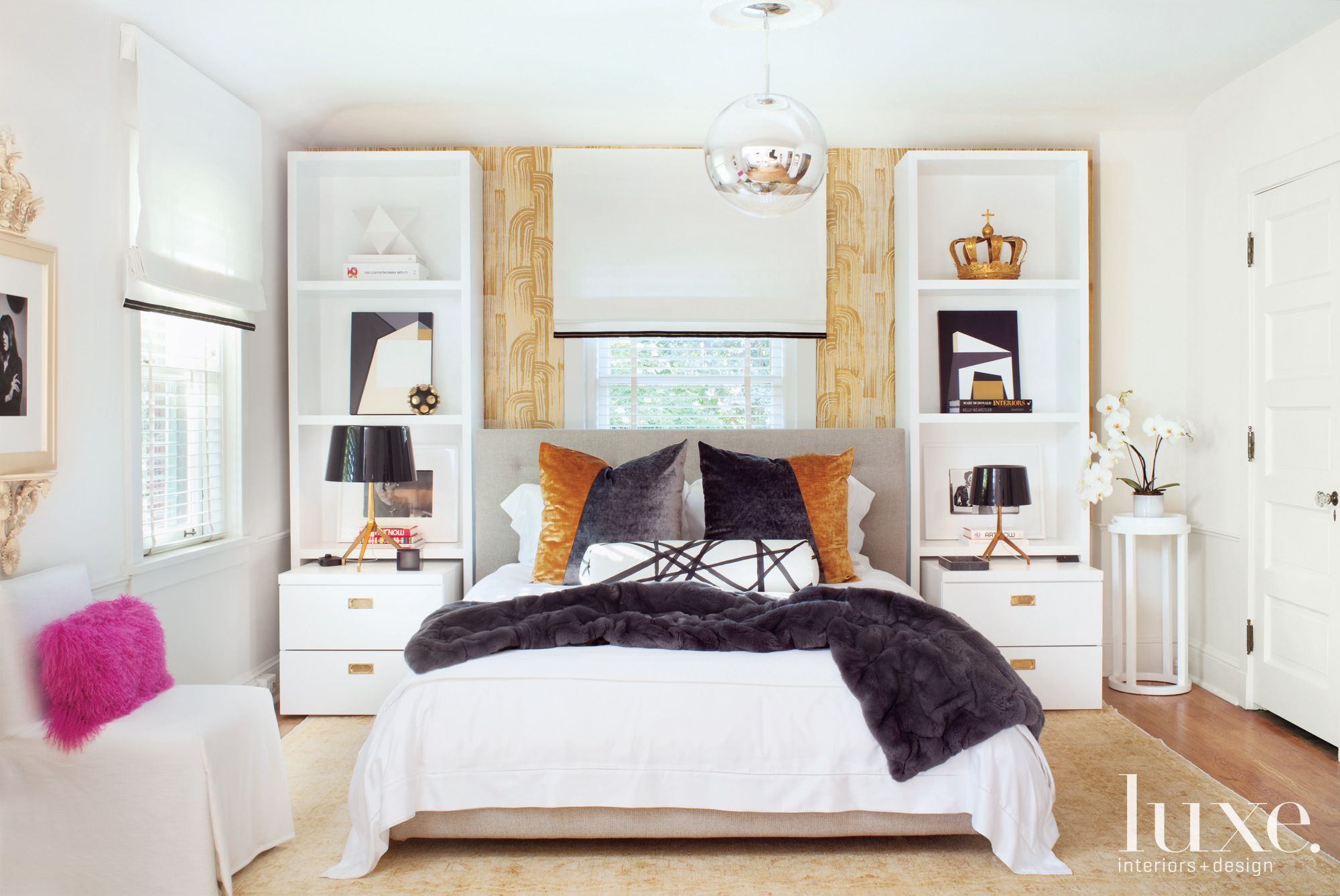 Guest apartment bedroom - Luxe Interiors + Design