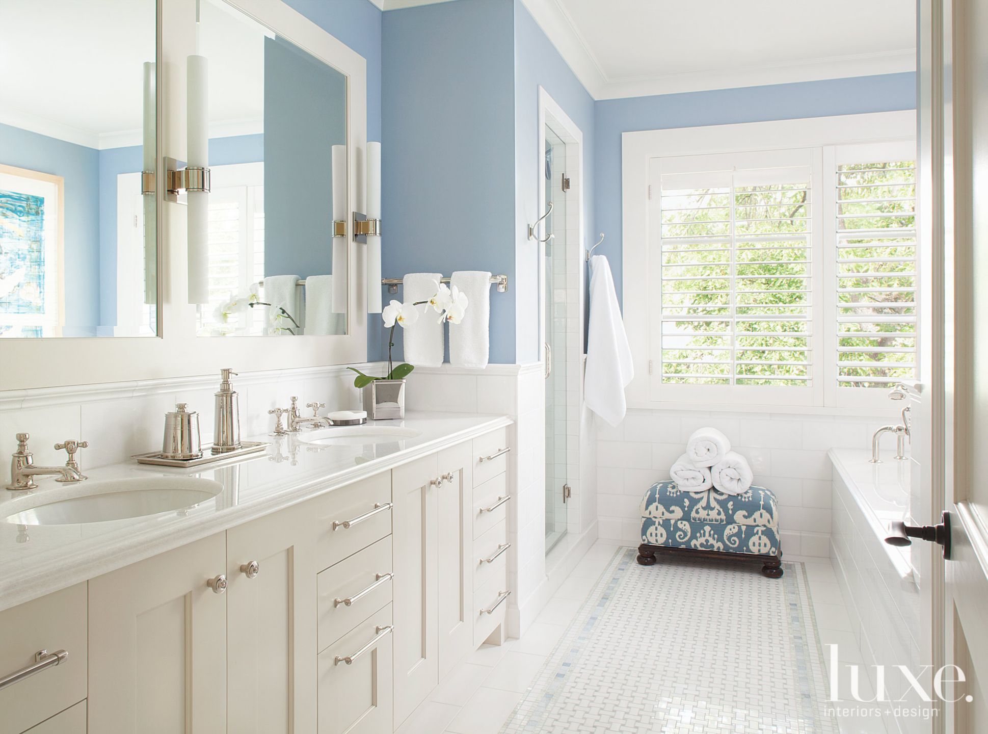 Traditional Master Bath | Luxe Interiors + Design