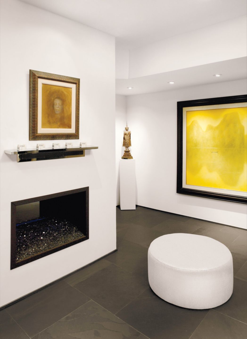 Illustration of Contemporary Penthouse Style With Metallic Accent Decor