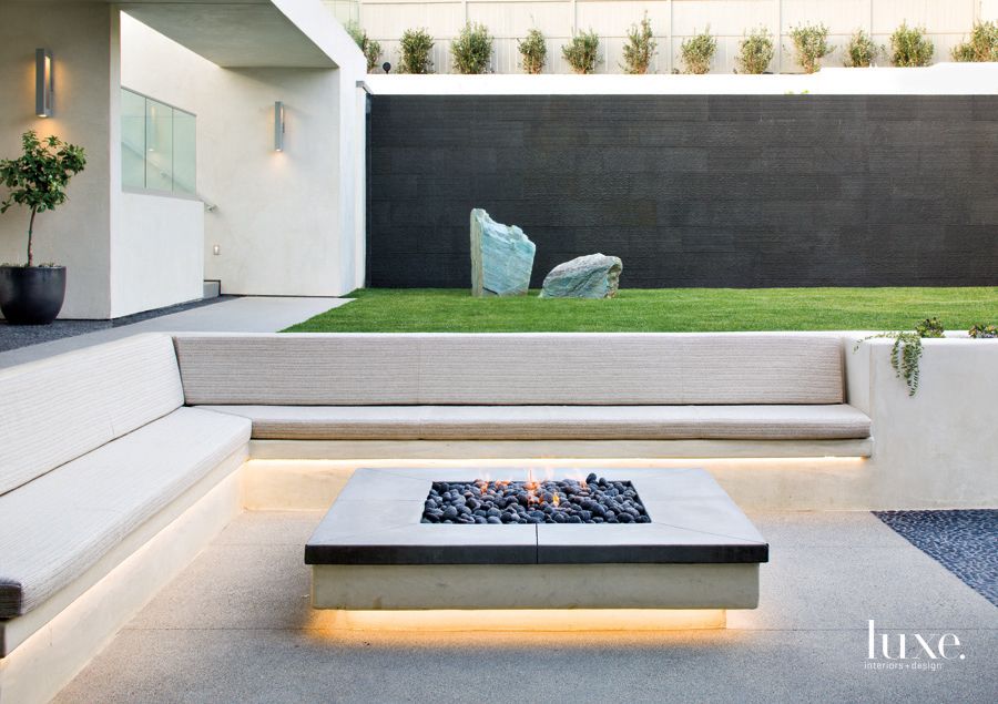 Modern Neutral Outdoor Seating Area with Builtin Bench Luxe