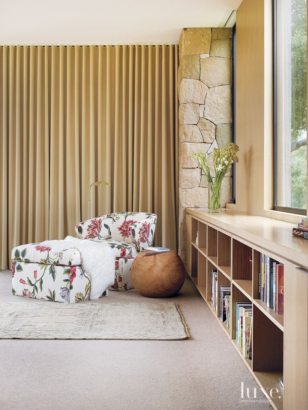 Modern Master Bedroom Chaise | Luxe Interiors + Design