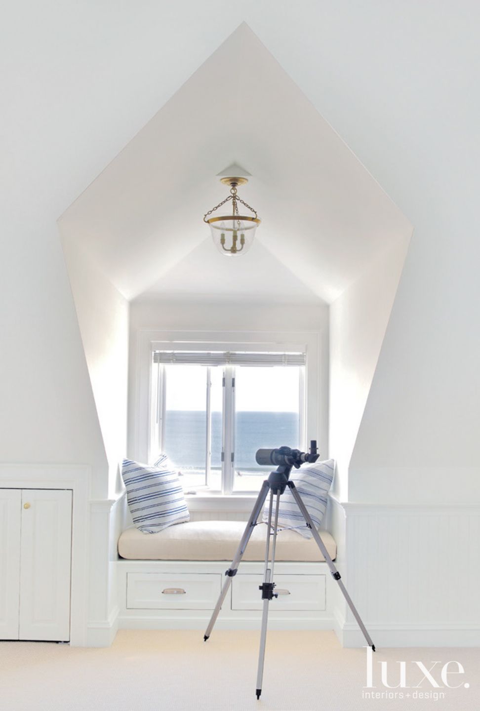 Window Seat in White Contemporary Den - Luxe Interiors + Design